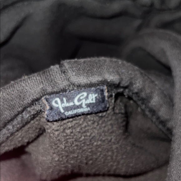 Brandy Melville Malibu Hoodie Sweatshirt - Picture 2 of 4